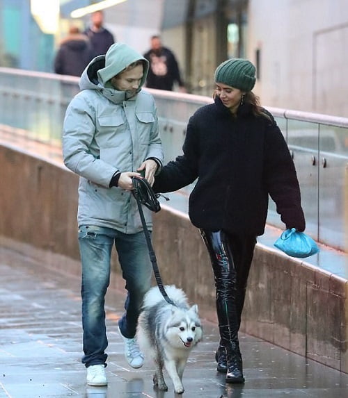 daley blind walks dog 2