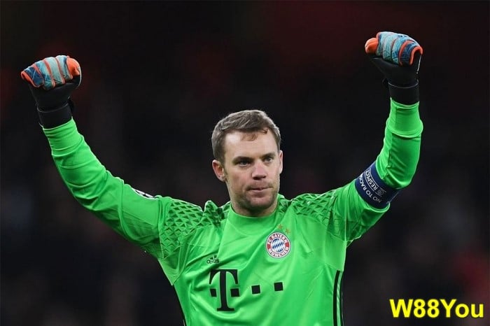 top-10-goalkeepers-in-the-world-all-time-Manuel-Neuer